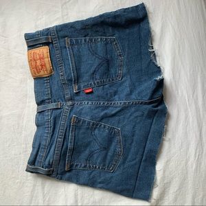 Levi’s high waisted denim shorts